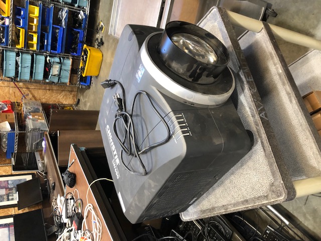 Christie LW650 Projector (304968)