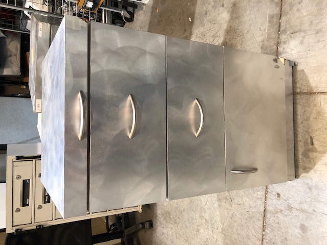 Wooden Cabinet (304825)