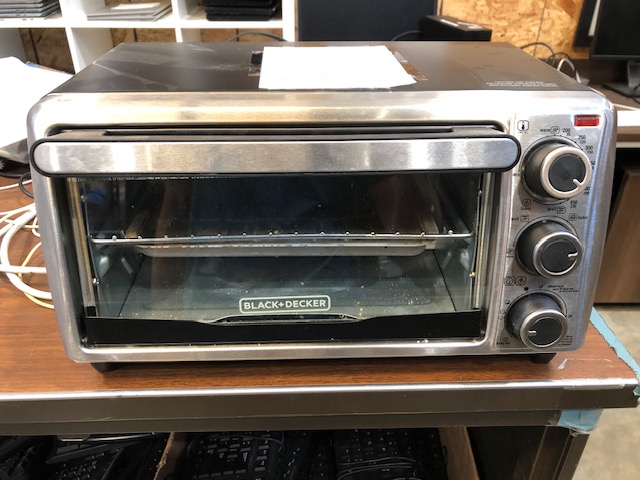 Black + Decker Toaster Oven (305051)