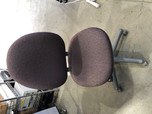 Steelcase Purple Patterned Chair w/o Armrests (304029)