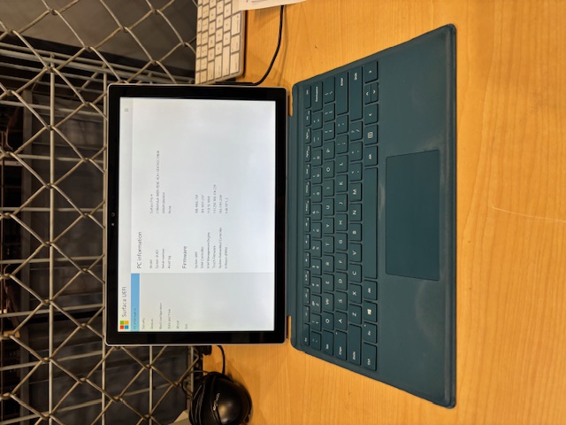 Microsoft Surface Pro 4 (2015)(304919)