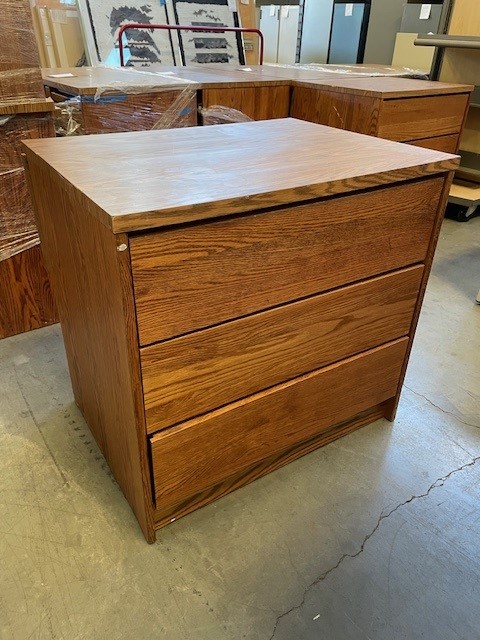 Dresser 3-drawer (303736)