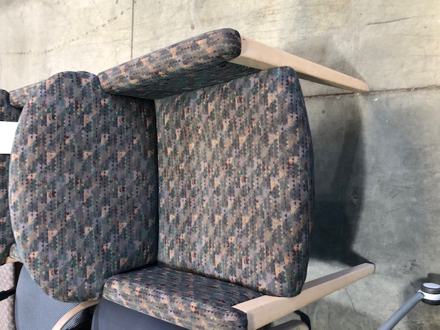 Patterned armchair with wooden legs(306798)