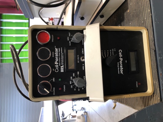 Life Technologies BRL Cell-Porator, and Voltage Booster - Powers On (306580)