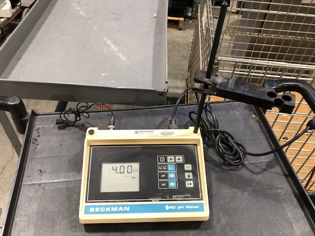 Beckman 40 pH Meter (305371)