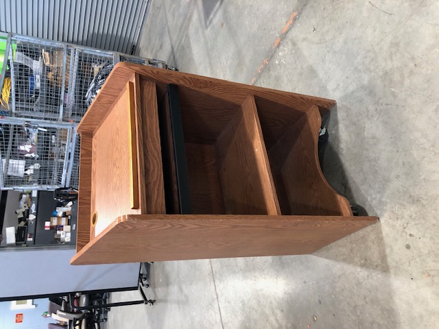 Wooden Podium (304764)