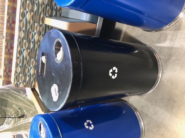 Black Recycle Bin Separated (305050)