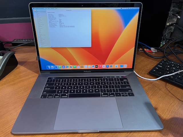 Macbook Pro 15" (2017) (305730)