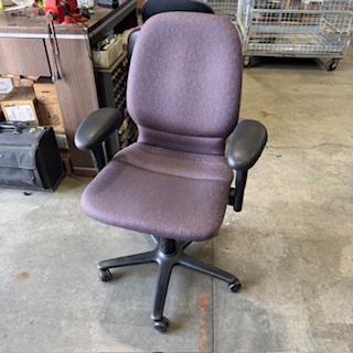 Steelcase Sensor Office Chair Purple (QTY:6, $60 PER CHAIR) (304527)