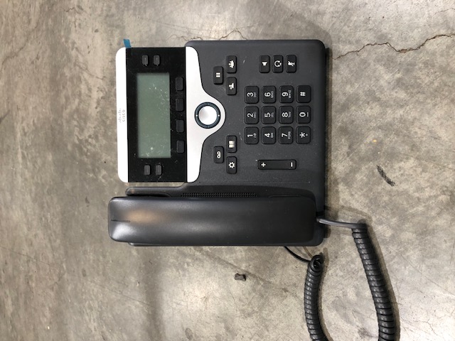 cisco phone QTY.10 $5 EACH (306184)
