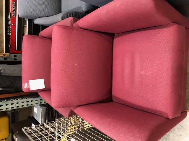 Maroon armchair Quantity: 2 (306804)