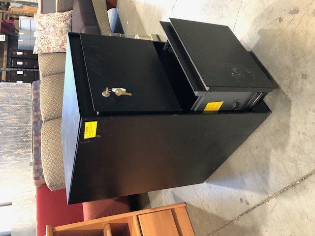 Black steelcase filing cabinet (306614)