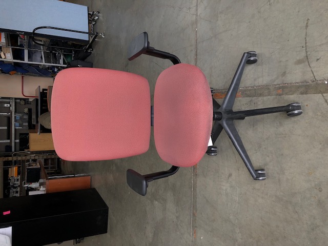 Red Office Chair w/ Adjustable Height & Armrests (305474)