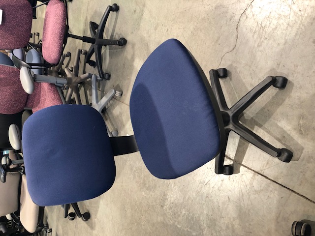 Blue Office Chair without Armrests (303790)