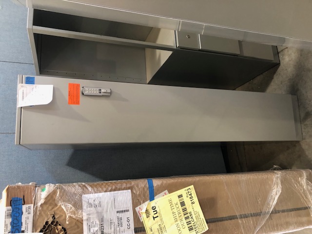 Regulator Single Metal Locker w/ Digital Combo Lock (304694)