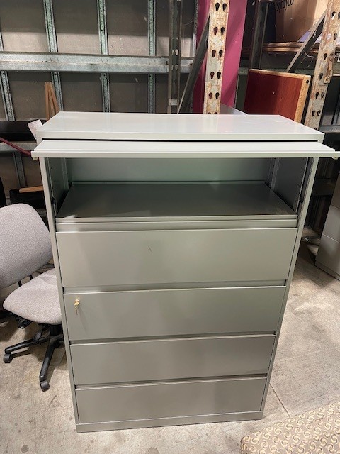 Grey Steelcase Lateral Filing Cabinet (305798)