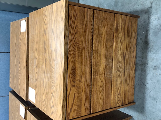 Wood Pattern Dresser With 3 Drawers and 12" Leaf Extension | QTY:10 $20/each (306913)
